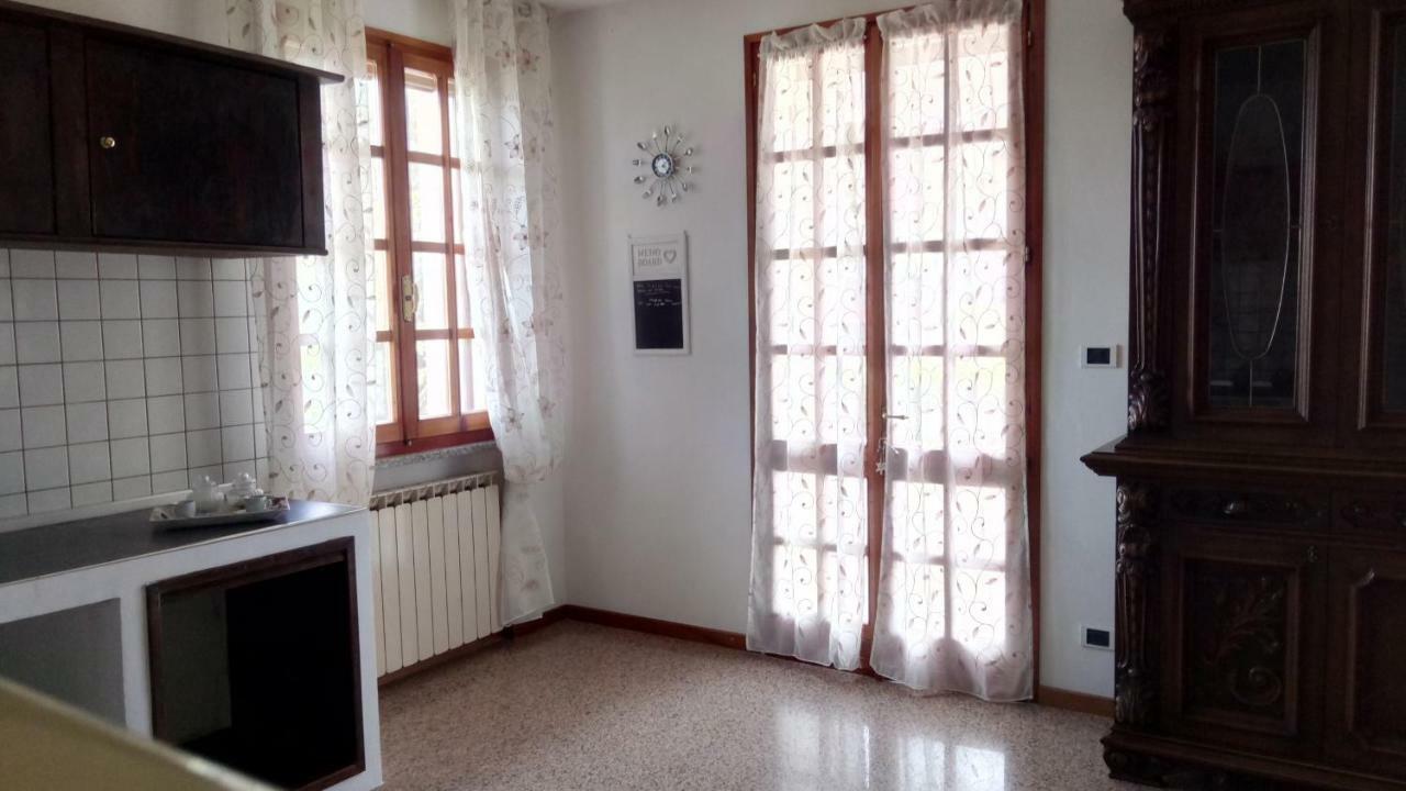 Villa Berra - Via Postale 63/A Екстериор снимка