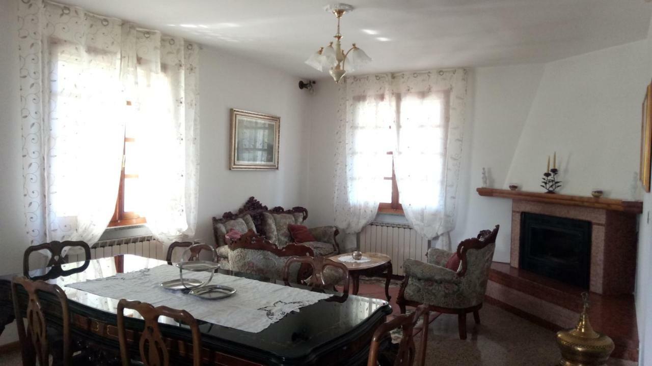 Villa Berra - Via Postale 63/A Екстериор снимка